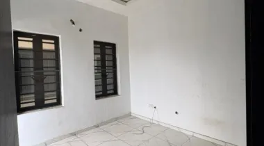 *A BEAUTIFULLY BUILT 2BEDROOM APARTMENT