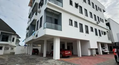 *A BEAUTIFULLY BUILT 2BEDROOM APARTMENT