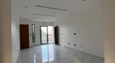 *A BEAUTIFULLY BUILT 2BEDROOM APARTMENT