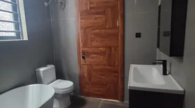 LUXURY 5-BEDROOM FULLY DETACHED DUPLEX WITH BQ