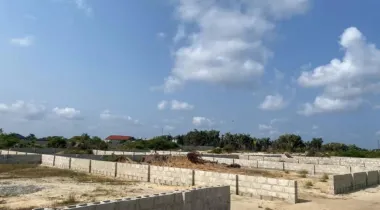 Discover luxury and comfort at Ayora Haven, perfectly located at Iberekodo, off Lekki/Epe Expressway, beside Eleganza, Ibeju-Lekki, Lagos.