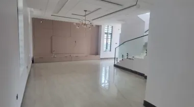 LUXURY 5-BEDROOM FULLY DETACHED DUPLEX WITH BQ