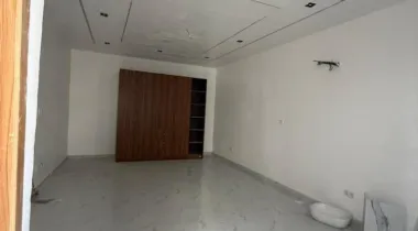 Contemporary 4 Bedroom Terraced duplex duplexes for sale