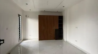 Contemporary 4 Bedroom Terraced duplex duplexes for sale