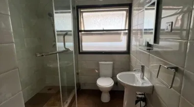 (4) BEDROOM DETACHED PROPERTY