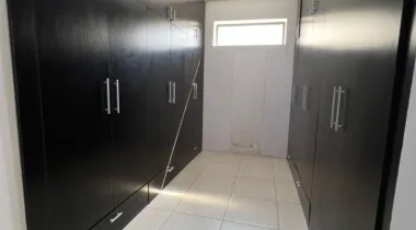 (4) BEDROOM DETACHED PROPERTY