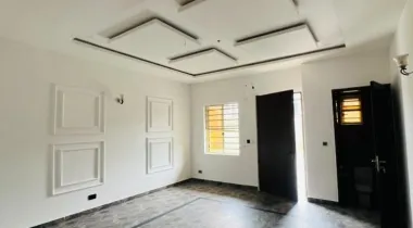 2 BED || 6 MILLION || AGUNGI , LEKKI LAGOS