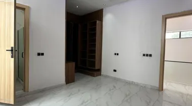5 BEDROOM FULLY DETACHED DUPLEX WITH  BQ AND CINEMA