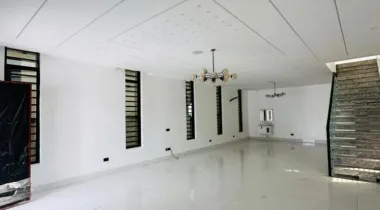 5 Bedroom Fully Detached Duplex with BQ and Swimming Pool