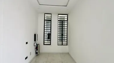 5 Bedroom Fully Detached Duplex with BQ and Swimming Pool