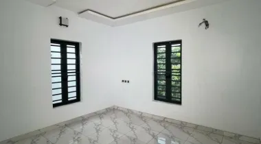 5 BEDROOM FULLY DETACHED AND BQ