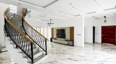 5 bedroom fully detached with bq