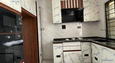 Fully serviced 2 bed apartment with equipped gym