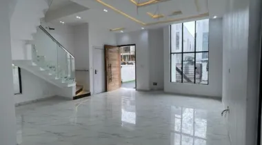 4 BEDROOM FULLY DETACHED DUPLEX WITH BQ