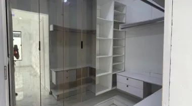 4 BEDROOM FULLY DETACHED DUPLEX WITH BQ