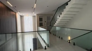 WELL FINISHED 5 BEDROOM FULLY DETACHED DUPLEX FOR SALE