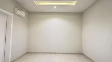 *A MAGNIFICENT CONTEMPORARY BRAND NEW  AUTOMATED 5 BEDROOM FULLY DETACHED DUPLEX WITH Swimming pool