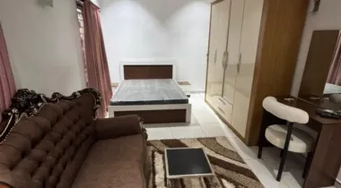 5 bedroom fully detached duplex with BQ and security post all rooms ensuite, comes with inverter and generator.