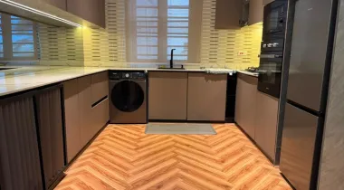 NEW UNIQUELY DESIGNED 2-BEDROOM APARTMENT WITH PS5,SWIMMING POOL