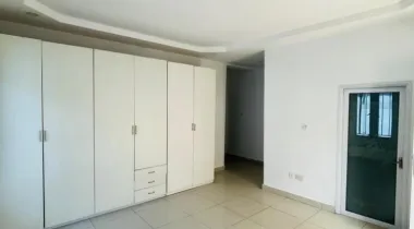 3 bedroom flat apartment with bq  Location: chevron toll gate