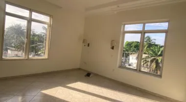 Luxurious 4 bedroom Apartment with BQ  Location: Milverton Road, Off Bourdillon, Ikoyi.