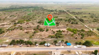 Ocean view land in Ibeju Lekki, right beside La Campagne Tropicana, with smooth access from the Lekki Epe Expressway and positioned within the growth corridor around the Dangote Refinery, Lekki Deep Sea Port, and Lekki Free Trade Zone.