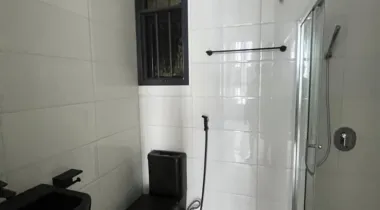 Spacious 5 Bedroom terrace with pool, cinema &amp; bq in a serene Location