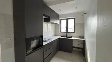 *TASTEFULY BUILT APARTMENT FOR SALE AT STANFORD ESTATE, IKATE* 🏡🏠