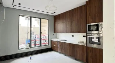 Standard 5 Bedroom Detached in Ikoyi with Study Room, Mini Lounge , Swimming Pool and bq  📍Location: Ikoyi  💰Price: N1.75B