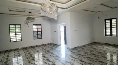 5 BEDROOM FULLY DETACHED AND BQ FOR SALE