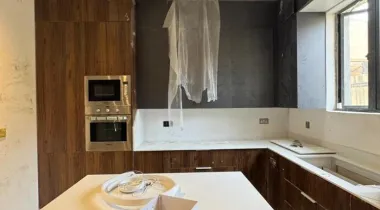5 BEDROOM DETACHED with 2 Kitchens , 2 Bqs &amp; office