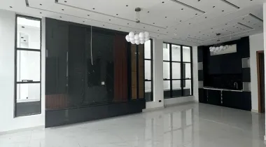 Contemporary 5 Bedroom Fully  Detached Duplex with Bq, Pool, etc For Sale