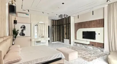 FULLY FURNISHED 5 BEDROOM FULLY DETACHED DUPLEX WITH BQ