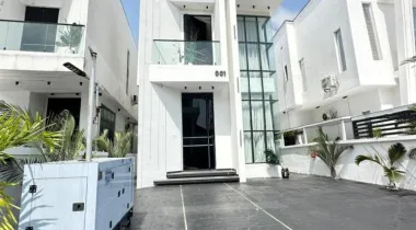 FULLY FURNISHED 5 BEDROOM FULLY DETACHED DUPLEX WITH BQ