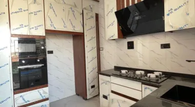 Spacious Fully serviced 2 bed apartment with equipped gym