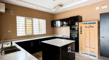 5 bedroom fully detached with bq  Location Chevron, Lekki, Lagos
