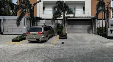 This beautiful 2Bedroom apartment with swimming pool and gym