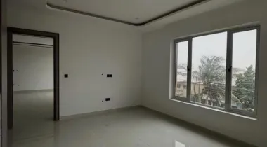 This beautiful 2Bedroom apartment with swimming pool and gym