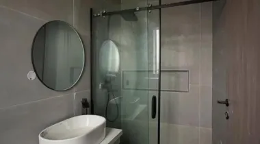 This beautiful 2Bedroom apartment with swimming pool and gym