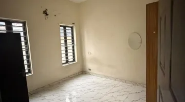 4 bedroom semi detached for rent