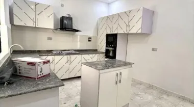 4bed Semi Detached Duplex  Location : Chevron