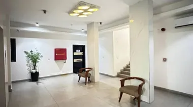 Banana Island Road, Ikoyi, Lagos State.* 💰*Price:* *₦40,000,000 Per Annum*