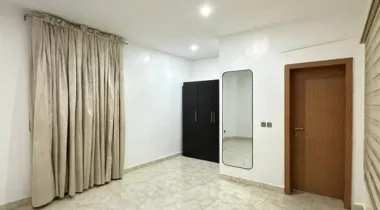 Banana Island Road, Ikoyi, Lagos State.* 💰*Price:* *₦40,000,000 Per Annum*