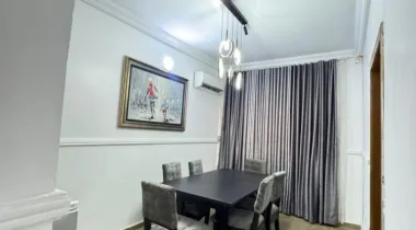 Luxurious Fully Serviced &amp; Fully Furnished 4 Bedroom Duplex (2 Floors) available for rent.