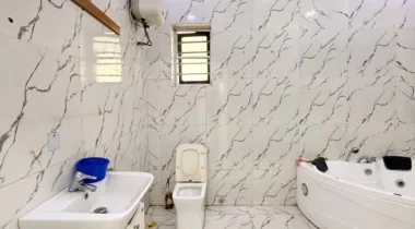 5 bedroom Detached duplex with Bq and Security house.