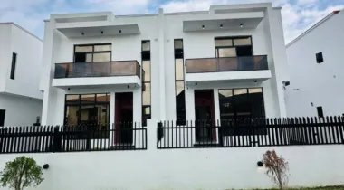4 Bedroom Semi Detached Duplex, In A secured and service estate