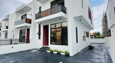 4 Bedroom Semi Detached Duplex, In A secured and service estate