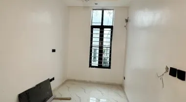 5 bedroom Fully detached duplex with BQ,