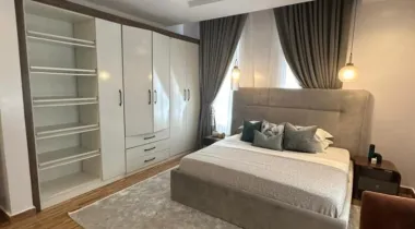 2 Bedroom Apartment with PS5 on Renta