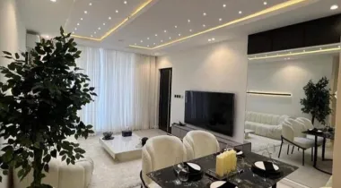 Apartment with top notch amenities available for short/long stay.